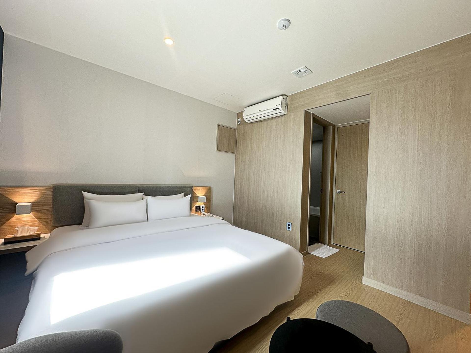 Hound Hotel Changwon Luaran gambar