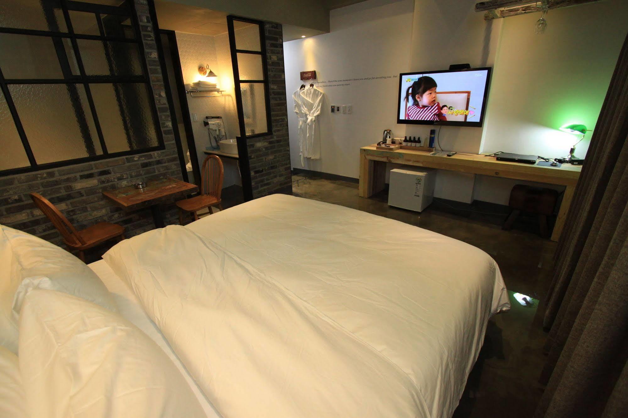 Hound Hotel Changwon Luaran gambar