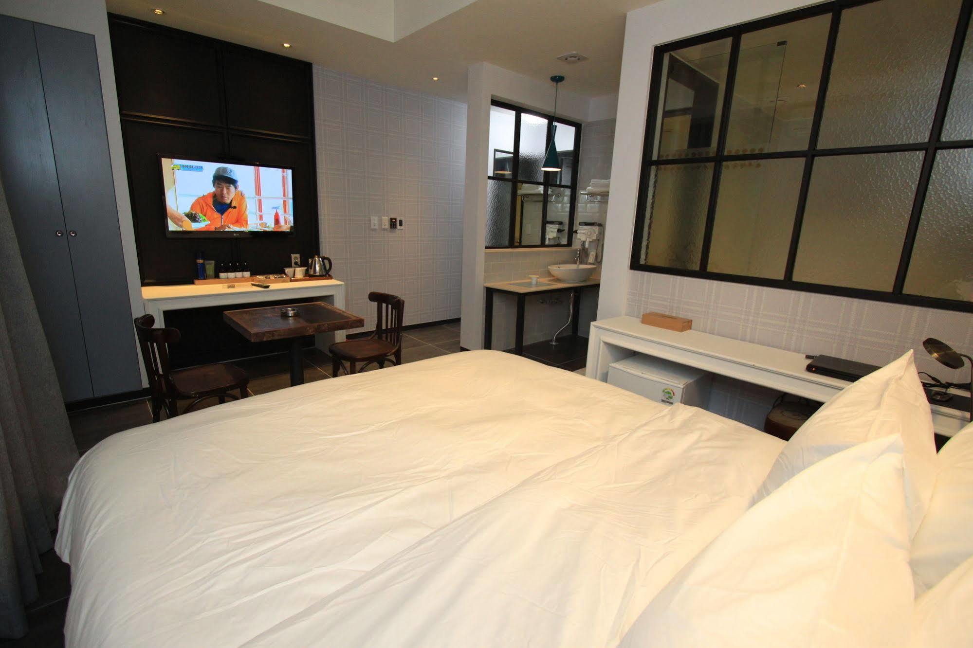 Hound Hotel Changwon Luaran gambar