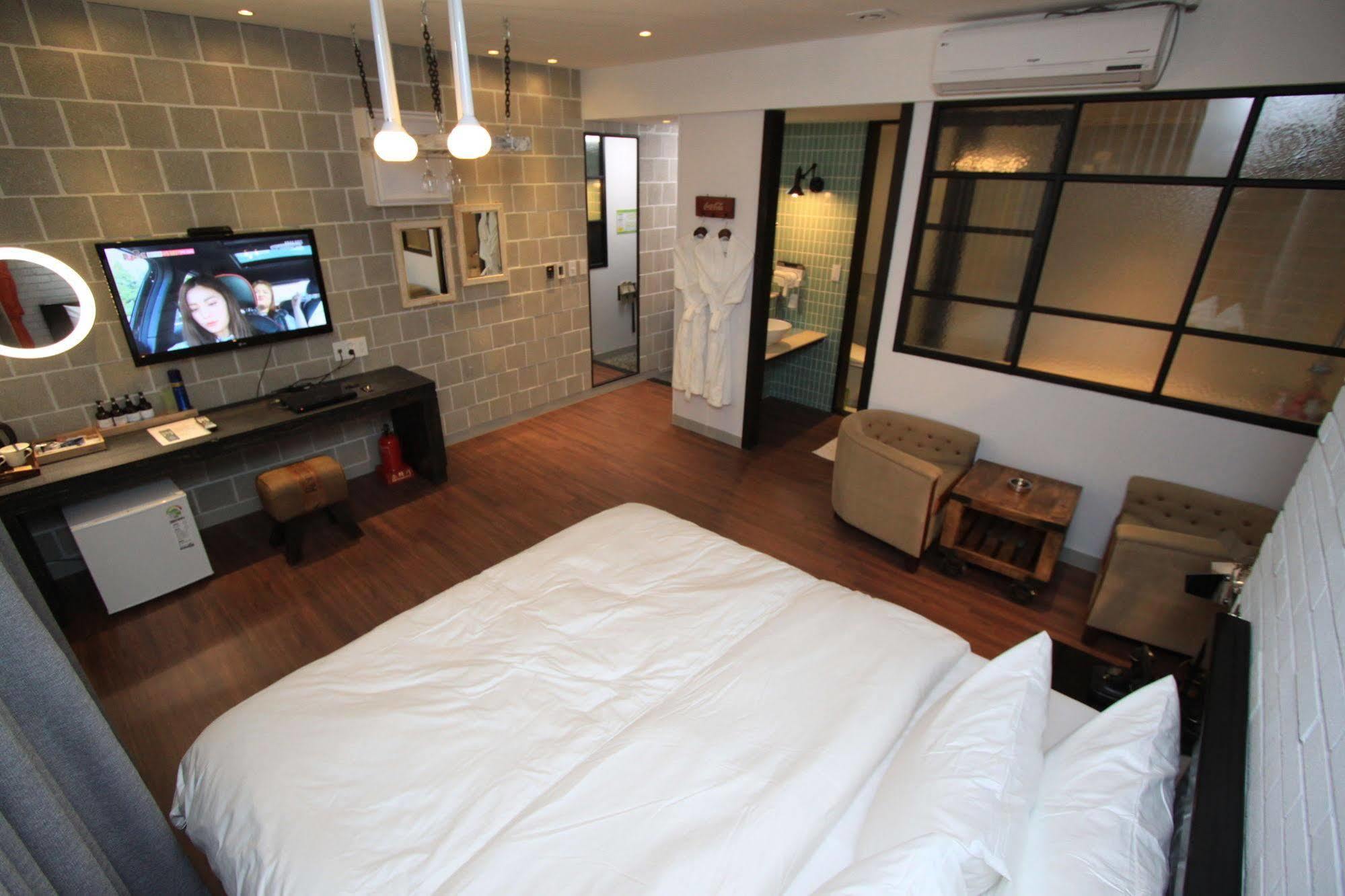 Hound Hotel Changwon Luaran gambar
